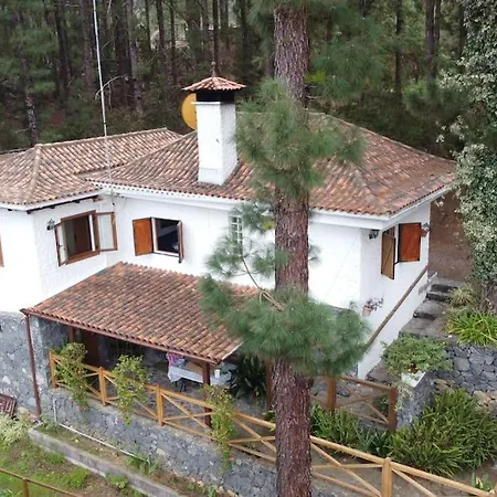 Floral Garden House Дом отдыха Икод-де-лос-Винос